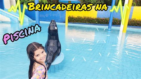 Isa Faz O Desafio De Brincadeiras De Crianças Na Piscinapool Challenge