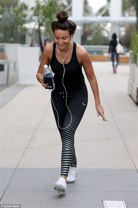 Michelle Keegan Looks Incredible In Her Workout Gear In La Daily Mail