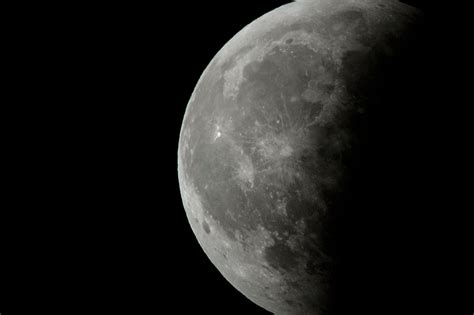 Stasera La Prima Eclissi Del 2020 Protagonista La Luna Come Vedere Lo