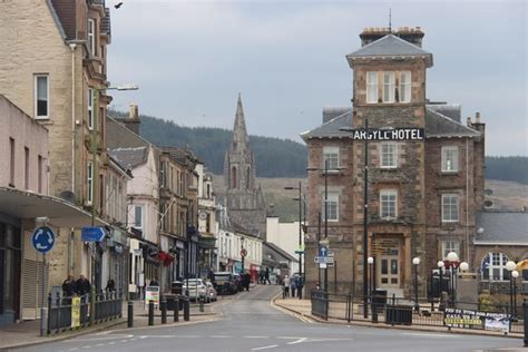 Argyll Street Dunoon © Alan Reid Cc By Sa20 Geograph Britain And