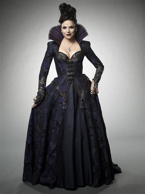 Lana Parrilla As Queen Regina Once Upon A Time Kostümdesign Viktorianische Kleider Kleider