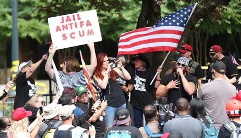 Heavy Police Presence As Right Wing Rally Begins In Portland