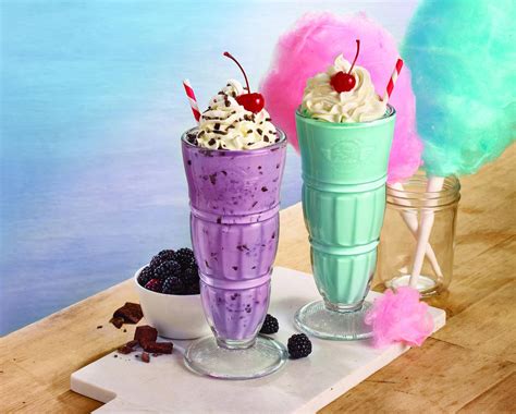 Cotton Candy Milkshake From Steak N Shake Is Almost Too Pretty To Eat
