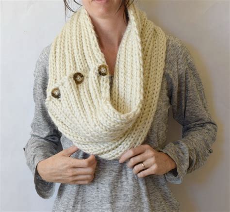 Two Ways Giant Knit Ribbed Cowl Pattern Mama In A Stitch Infinity