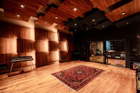 Последние твиты от stmpd rcrds (@stmpdrcrds). Martin Garrix's STMPD recording studios finishes ...