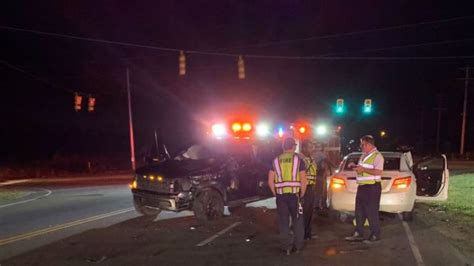 Crews Respond To 3 Vehicle Crash On Highway 707 In Horry Co Wbtw