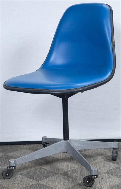 Kids parke navy blue desk and hutch. Herman Miller Blue Desk Chair For Sale at 1stdibs