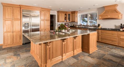 Be certain that you will need to choose the best quality cabinet so that it can give value to your money. Kitchens - Custom Cabinetry by Ken Leech