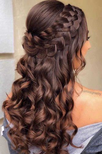 Check out our homecoming hair selection for the very best in unique or custom, handmade pieces from our decorative combs shops. 30 Ideas Of Unique Homecoming Hairstyles | LoveHairStyles