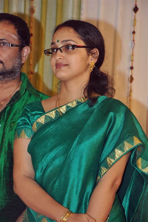Actress Sangeetha Husband Saravanan Directs Simbu Movie தமிழ் News