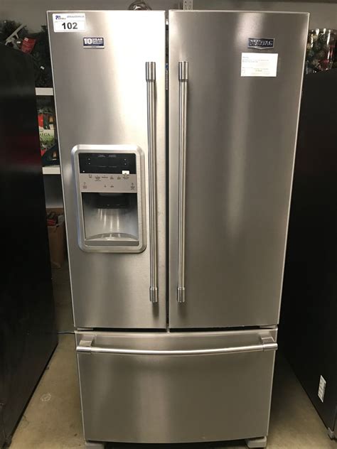 New Maytag Stainless Steel Fridge With Water Dispensor Model Mfi2269frz