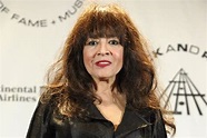 Concert review: Ronnie Spector brings Christmas cheer to Mohegan Sun ...