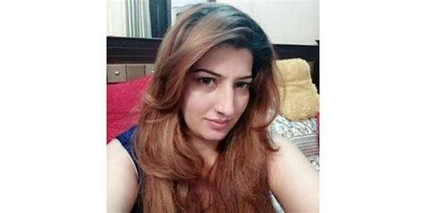 معروف پاکستانی اداکارہ کو نجی ہوٹل میں زیادتی کا نشانہ بنا دیا گیا شو کیلئے معاہدہ کرنے کیلئے