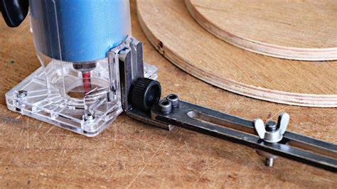 How To Make Circle Cutting Jig For Trim Router Adjustable Circle