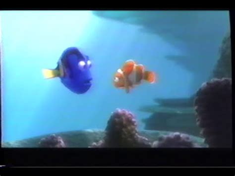 FINDING NEMO VHS Video Tape 2003 Clamshell PicClick