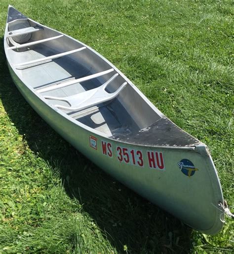 17 Grumman Aluminum Canoe In Terrriic Condition Hardly Used Evinrude