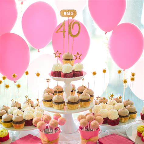 So we've come up with some 40th birthday gift ideas for the husband, friend, or whomever the birthday guy in your life! Surprise 40th Birthday Party Ideas: A Pink and Gold Birthday