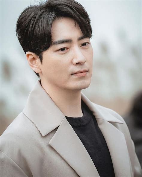 Lee jun hyuk / ли чжун хёк. ACE FACTORY NAVER POST . https://m.post.naver.com/viewer ...