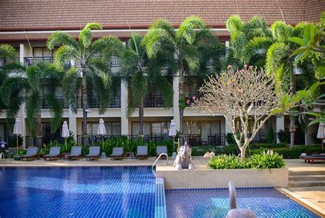 Stedet er 2 km fra bycentrum og lige ved patong strand. Deevana Patong Resort & Spa - Compare Deals