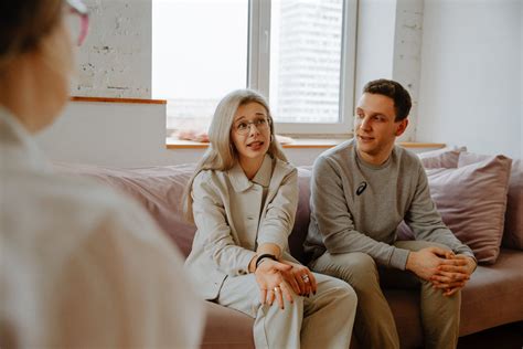 3 Advantages And Disadvantages Of Marriage Counseling In 2024 Vermont