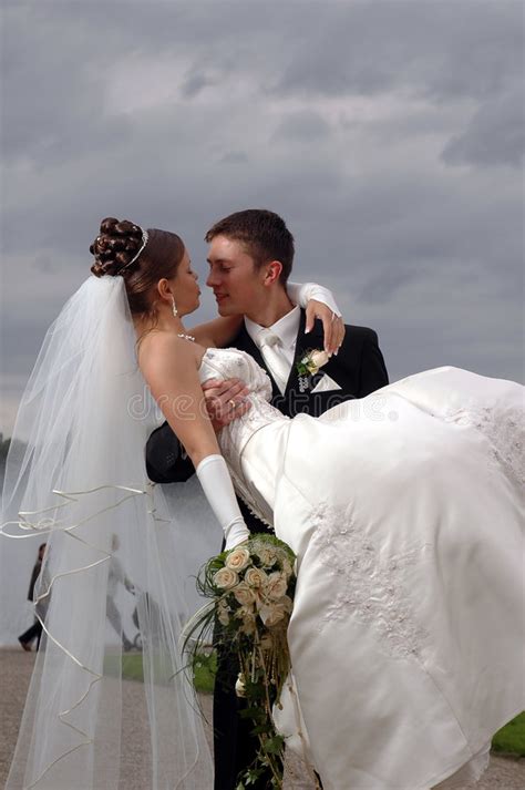 Wedding Hot Couple Having Fan Stock Image Image Of Kiss