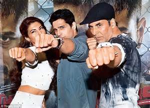 Akshay Sidharth And Jacqueline Go Back To College To Promote Upcoming