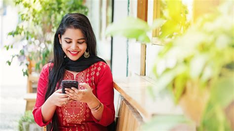 Married And Ready To Mingle Meet The Indian Wives On Dating Apps