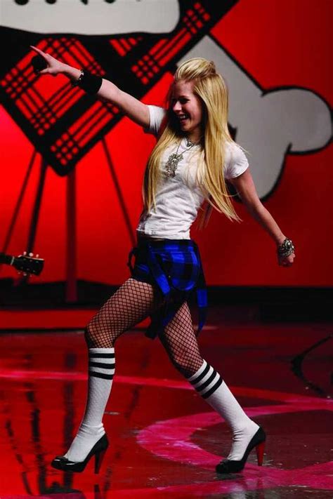 Girlfriend Avril Lavigne Style Avril Lavigne Avril Lavigne Outfits
