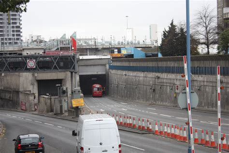 Traffic is building up by the northbound exit of blackwall tunnel (picture: Routes 208 & 202