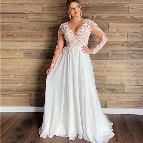 Plus Size Wedding Dress 2019 Long Sleeves Chiffon Appliques Beach
