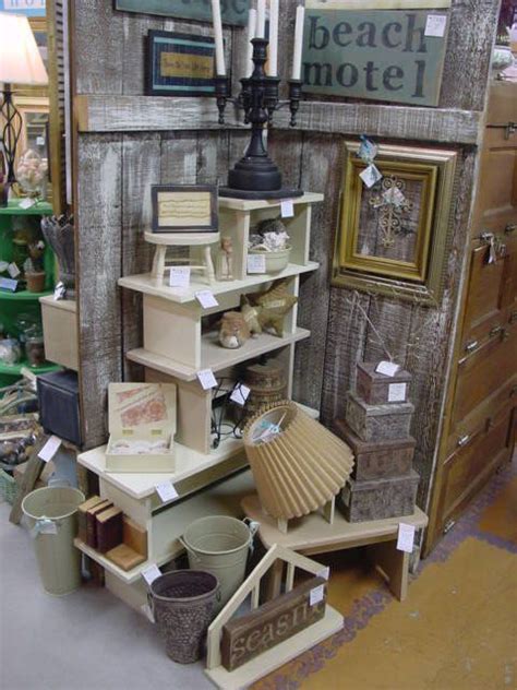 How To Decorate A Booth In An Antique Mall
