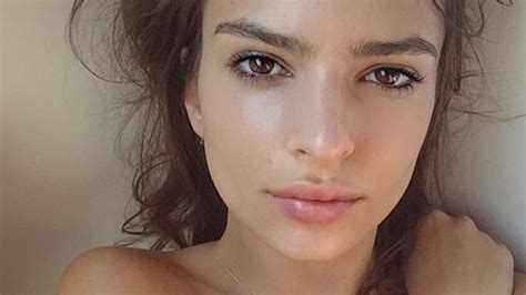 Emily Ratajkowski Nude Selfie On Instagram Has Fans Fearing For Her Health The Courier Mail