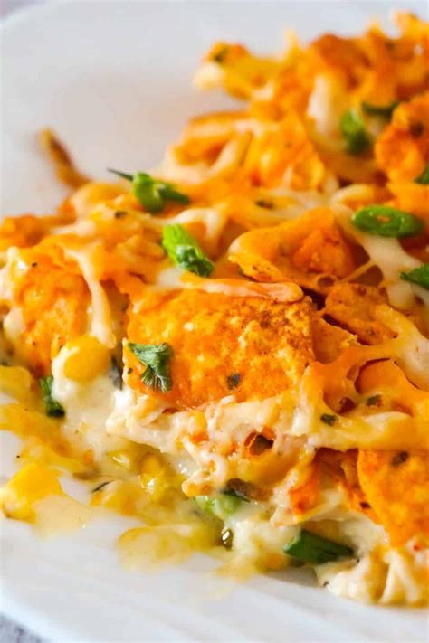 All our favorite flavors together in one dish. Doritos Casserole with Chicken is an easy weeknight dinner ...