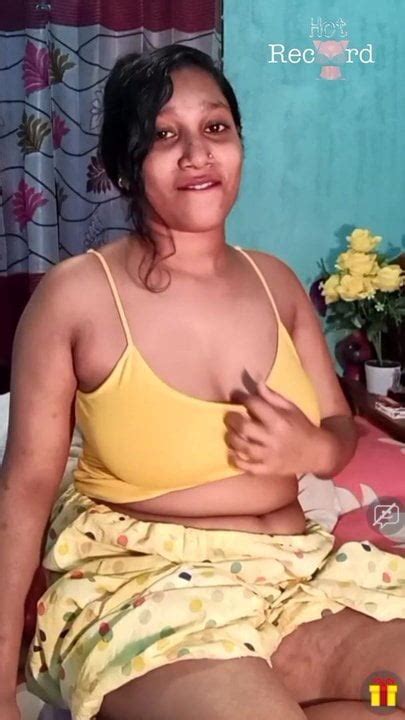 Desi Busty Bengali Girl Shows All Xhamster
