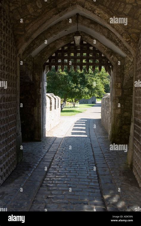Atlantic College St Donats Castle Glamorgan South Wales Stock Photo Alamy