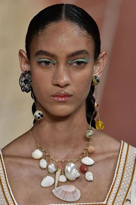 the biggest jewelry and sunglass trends from nyfw spring jewelry trends big jewelry jewelry