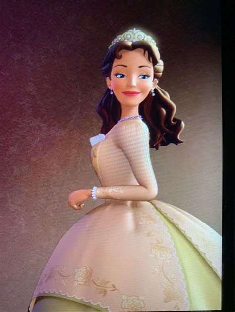 Pin By Zachary Lucis Becker On Queen Miranda Being Beautiful And Attractive Disney Queens