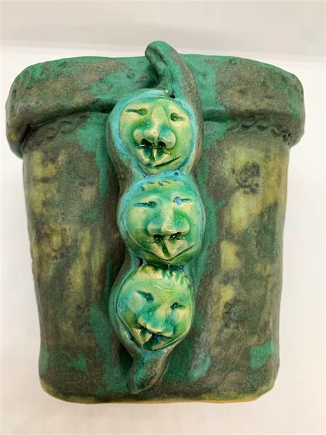 Face Planter 3 Peas In A Pod Free Us Shipping Etsy Face Planters
