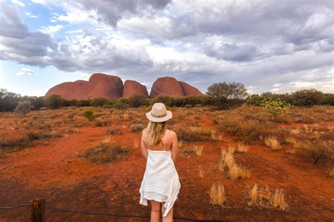 Must Do Experiences In Uluru And Kata Tjuta National Park Lisa Eats World