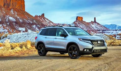 The Roomy And Well Equipped 2023 Honda Passport Serra Honda Champaign