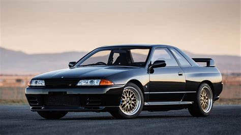 Three Gorgeous Classic Nissan Skylines Will Hit The Auction Block In