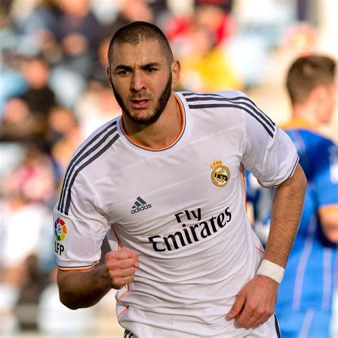 1 3 4 3 2. Why Karim Benzema Is Better Fit for Real Madrid Than ...