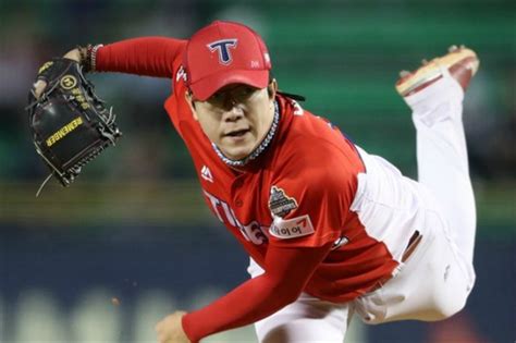 '킁킁' 땀냄새로 코로나 환자 찾는 태국 탐지견. 월간베스트 '이름값' 이대호-양현종, 클래스가 다르다 - 오마이 ...
