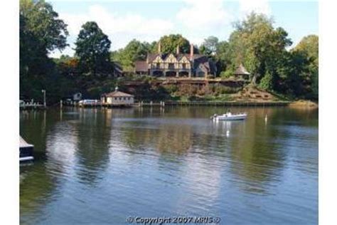 There are no condo fees with this property. Waterfront Homes for Sale in Anne Arundel County, Maryland