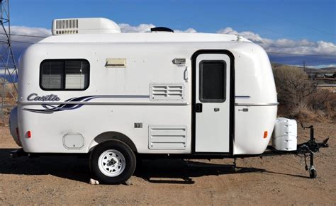 While two bathrooms may seem ideal, there are advantages and disadvantages to having two bathrooms in an rv. Small Travel Trailer With Bathroom in 2020 | Small camper ...