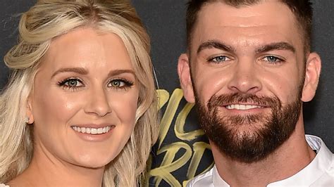 Who Is Dylan Scott S Wife Blair Robinson