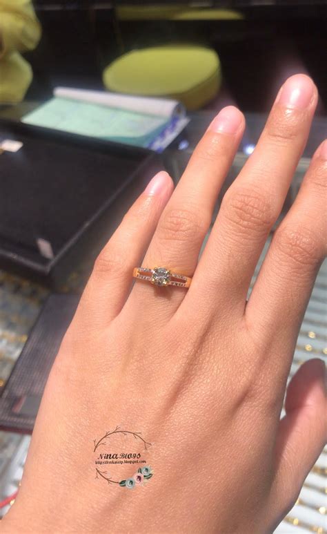Arti 'cincin tunang' di kbbi adalah cincin pertunangan. Beli Cincin Tunang Di Poh Kong @ Queensbay Mall | cik sukα ...