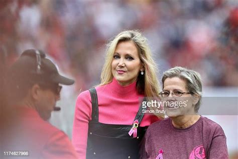 Washington Redskins Owner Daniel Snyders Wife Tanya On Field Before News Photo Getty Images