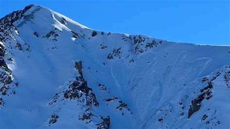 Italian Skier Dies In Avalanche In The Swiss Alps Swi Swissinfoch