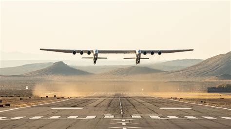 Stratolaunch Flies Worlds Largest Plane For The First Time Space